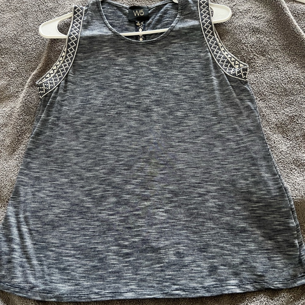 Women’s stylish top